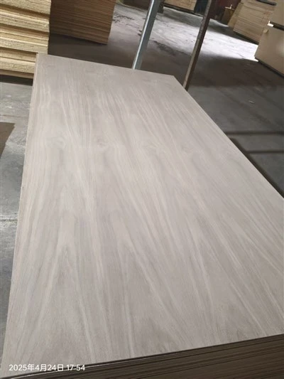 Komèsyal plywood poplar plywood eucalyptus plywood